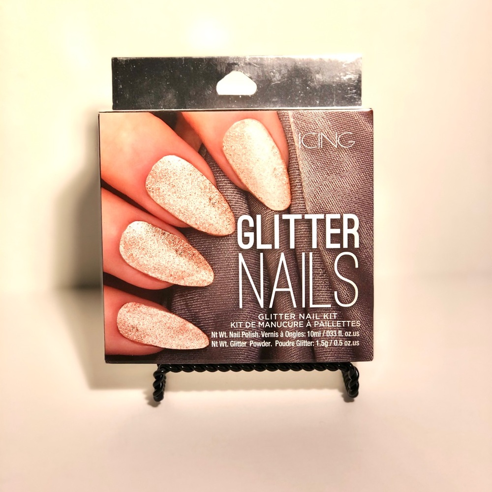 ⛄️ Pink Mirrored Nails